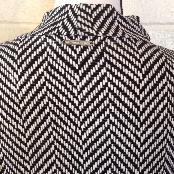 Michael Michael Kors Top Cowl Neck Black Chevron Long Sleeve Stretch Size Medium - Picture 5 of 8